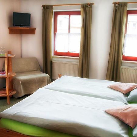 Fruehstuecks Pension Zum Postillion Klingenthal Exteriér fotografie